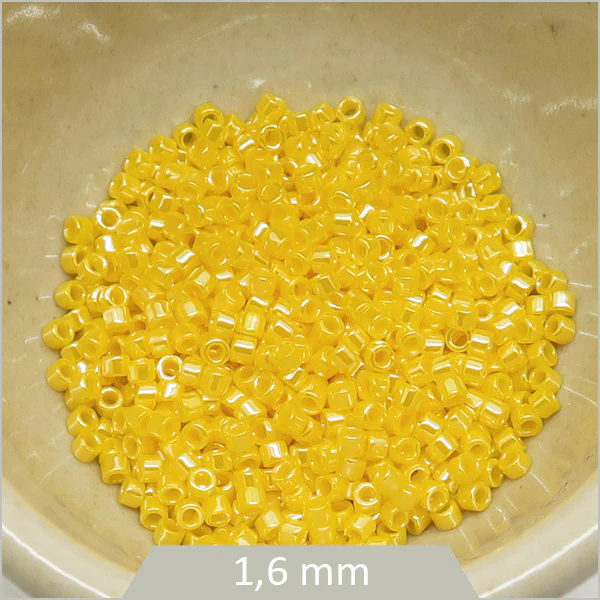 5 g de perles Miyuki Delica 11/0, DB1562 jaune canari