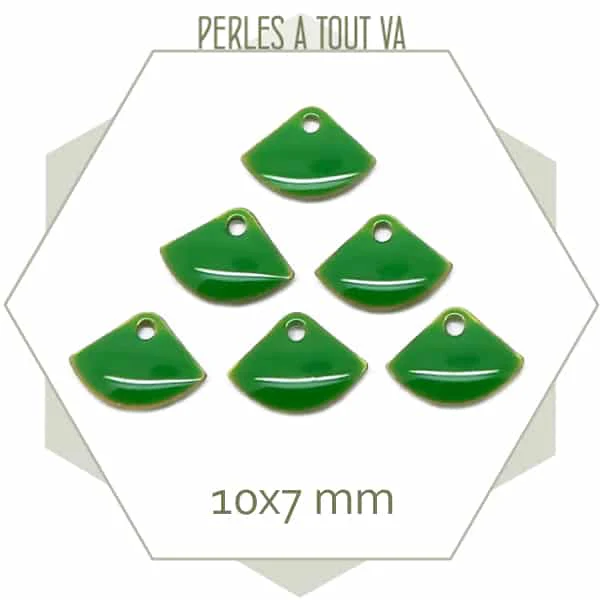 6 sequins éventails effet émaillé vert Brésil