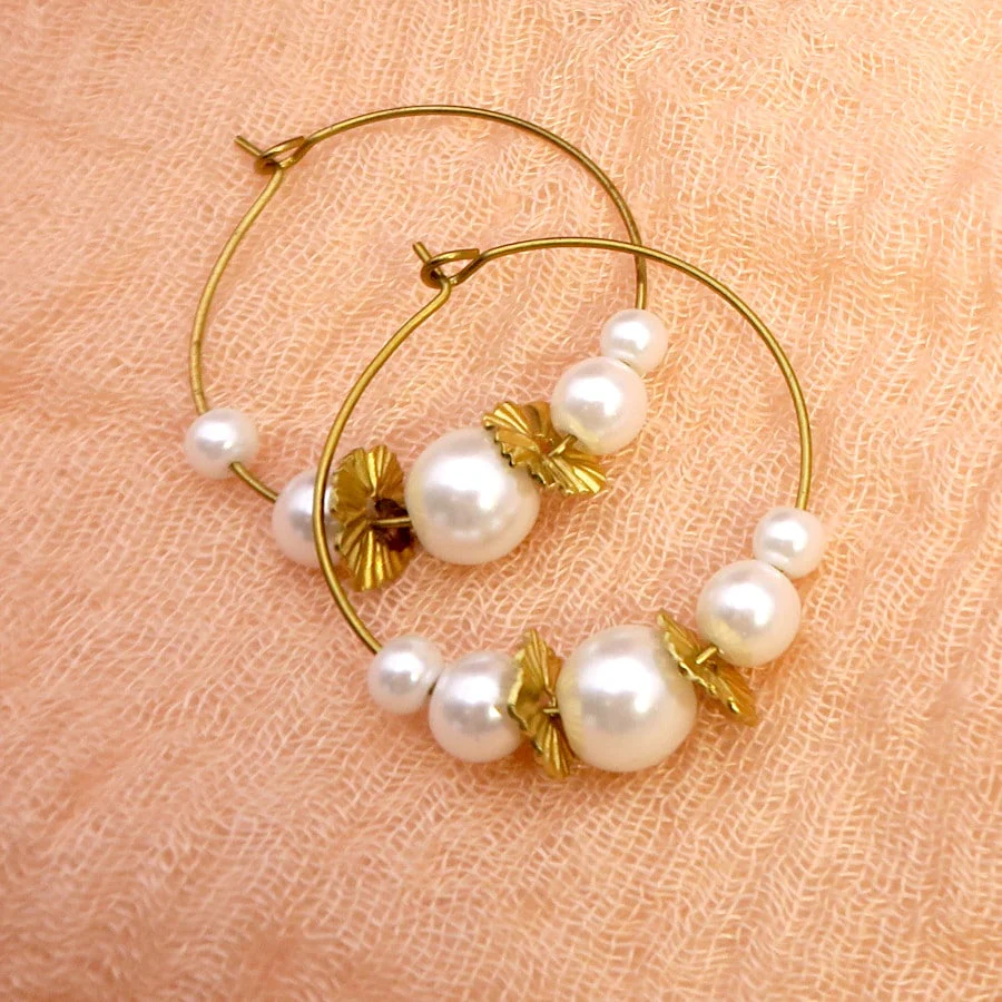 Env. 69 perles de verre nacrées blanc 6 mm - Image 3